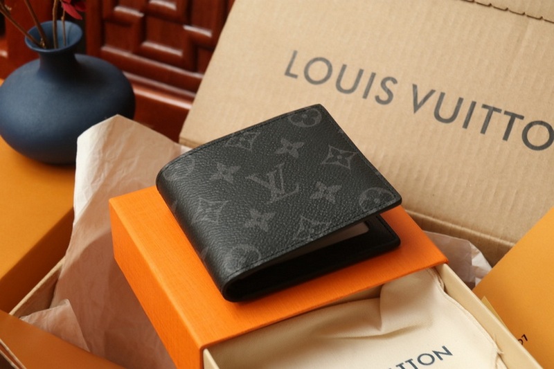 LV Wallets 12